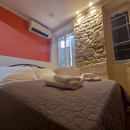 Апартаменты Corcyra Microflat In Old Town Corfu  Экстерьер фото